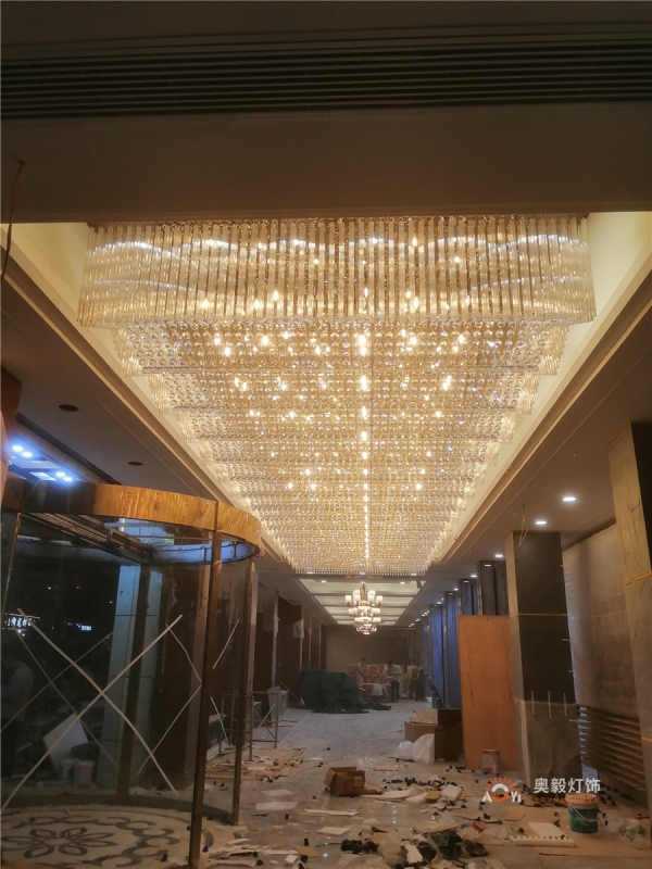 半岛app下载体育
工程案例 | 武汉汉口酒店大堂水晶灯